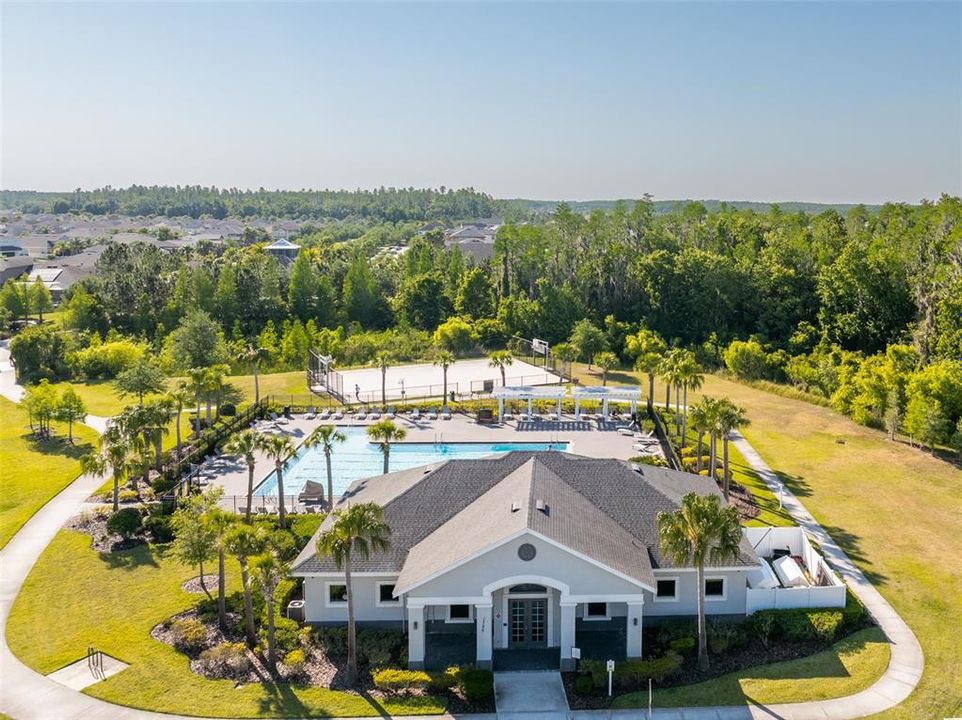 For Sale: $275,000 (3 beds, 2 baths, 1673 Square Feet)