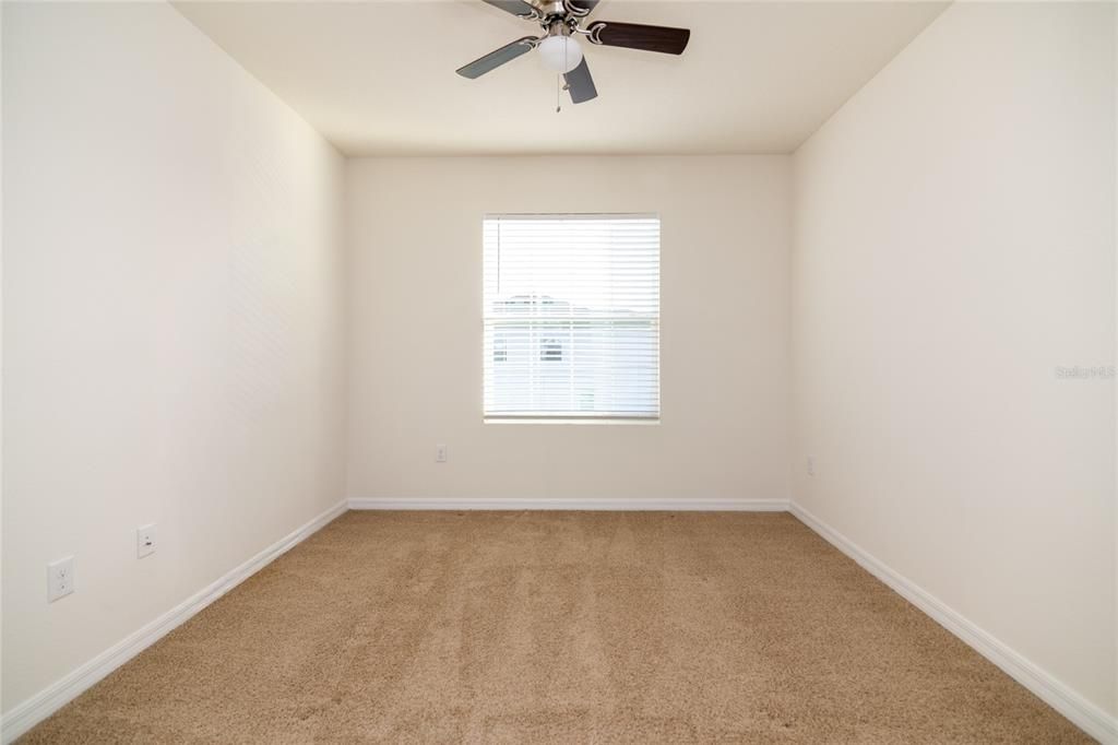 For Sale: $275,000 (3 beds, 2 baths, 1673 Square Feet)