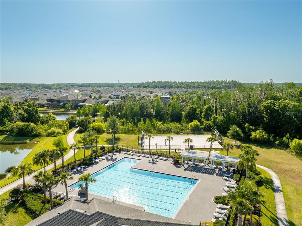 For Sale: $275,000 (3 beds, 2 baths, 1673 Square Feet)