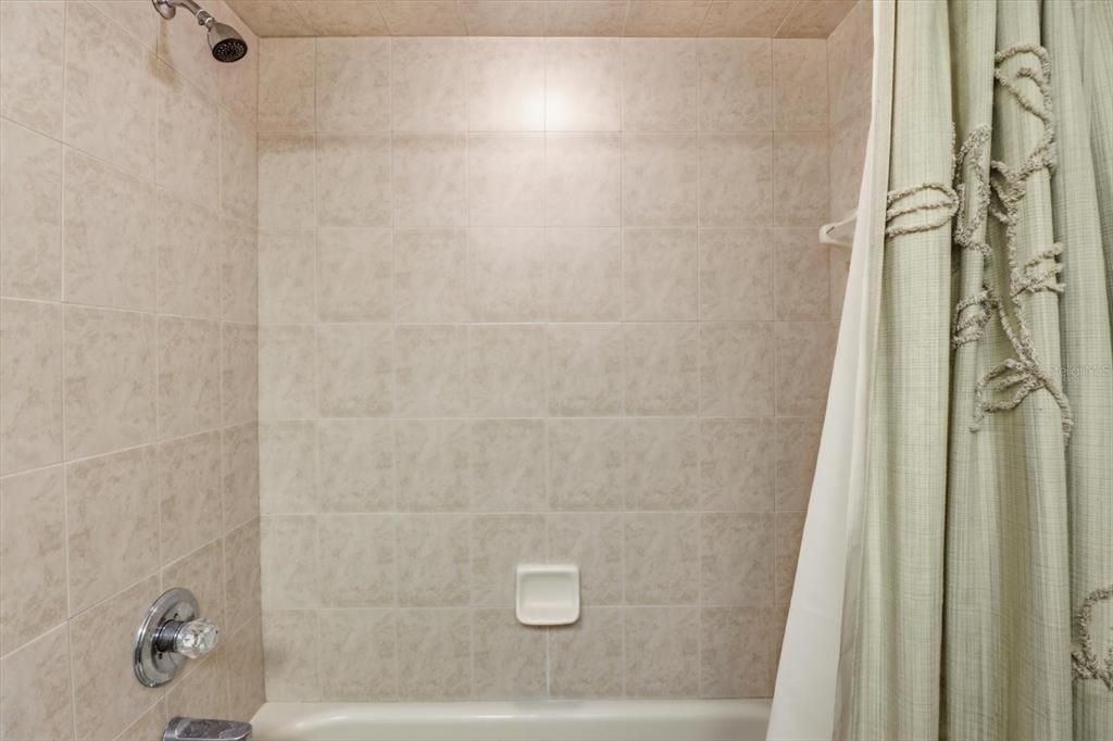 待售: $425,000 (3 贝兹, 2 浴室, 2291 平方英尺)