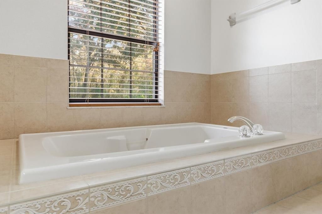 待售: $425,000 (3 贝兹, 2 浴室, 2291 平方英尺)