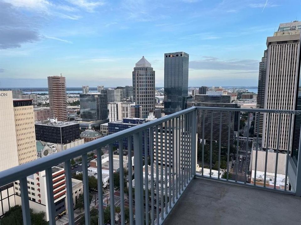 En Renta: $4,700 (2 camas, 2 baños, 1232 Pies cuadrados)