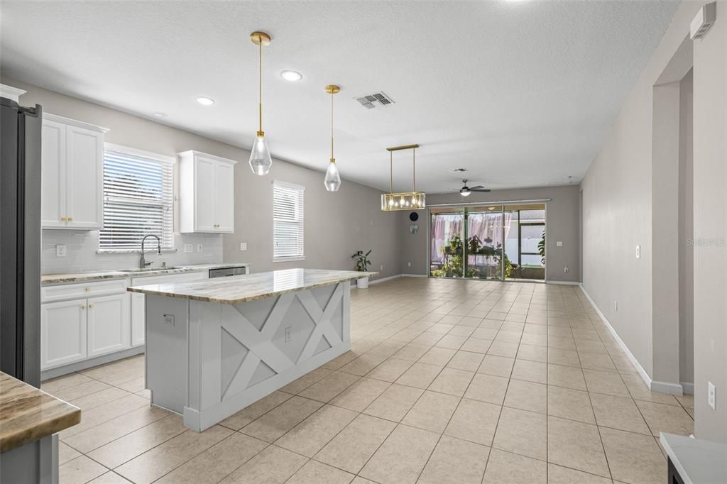 For Rent: $2,400 (3 beds, 2 baths, 2032 Square Feet)