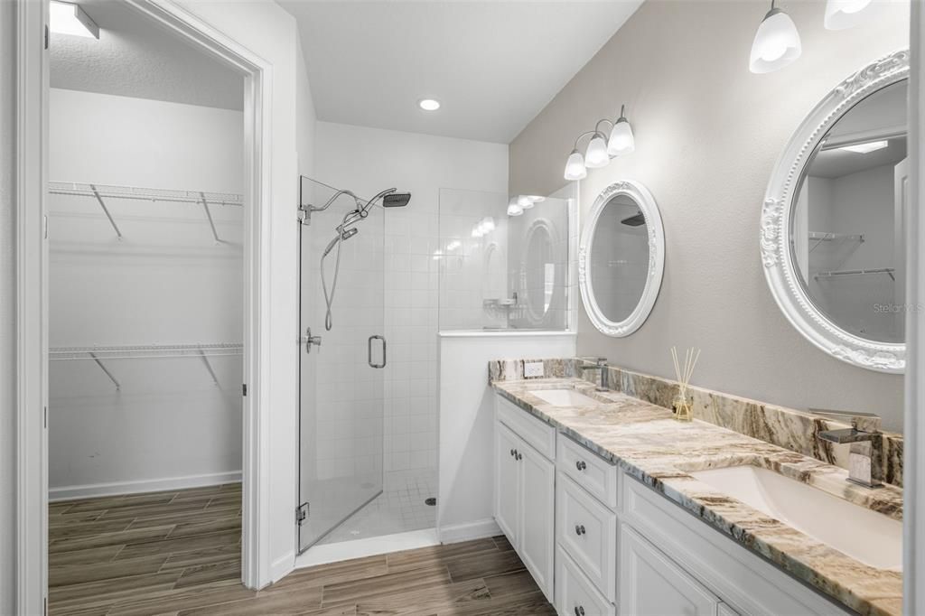 For Rent: $2,400 (3 beds, 2 baths, 2032 Square Feet)