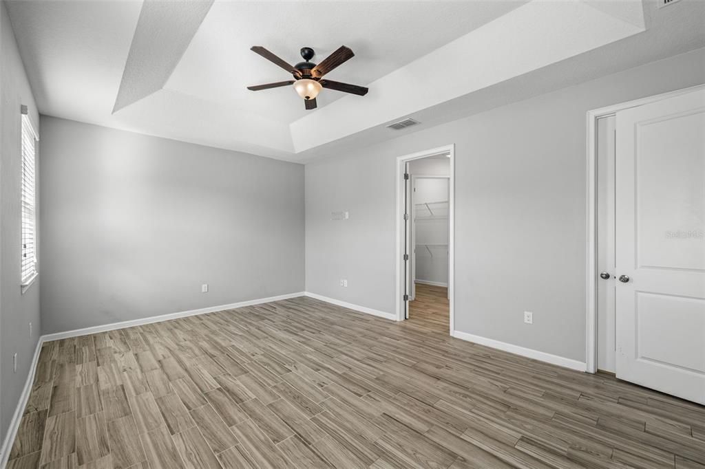 For Rent: $2,400 (3 beds, 2 baths, 2032 Square Feet)