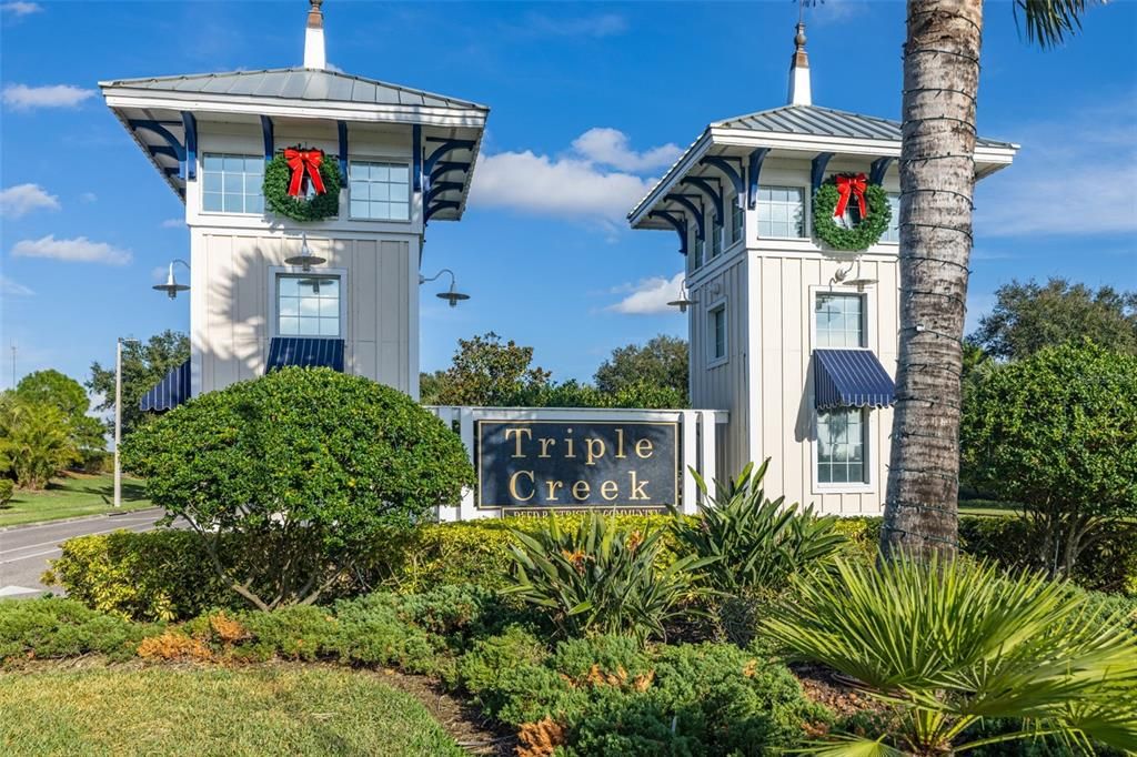 For Rent: $2,400 (3 beds, 2 baths, 2032 Square Feet)