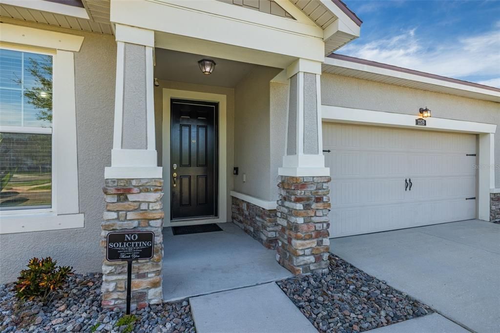 For Rent: $2,400 (3 beds, 2 baths, 2032 Square Feet)