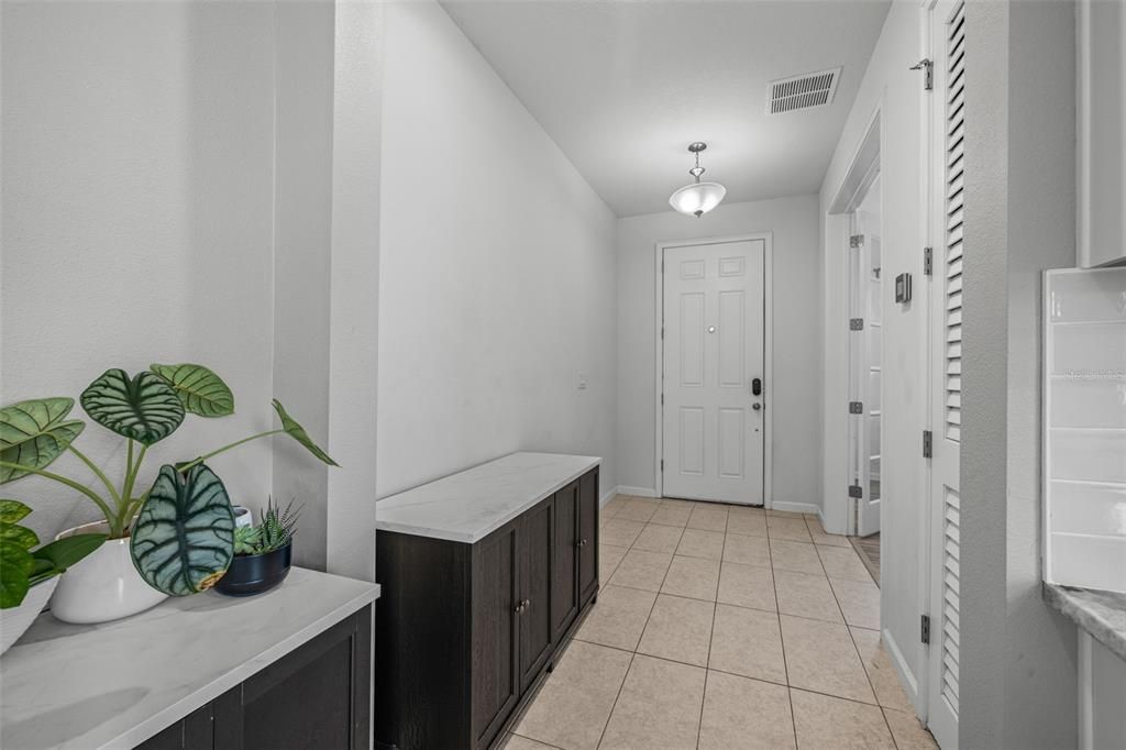 For Rent: $2,400 (3 beds, 2 baths, 2032 Square Feet)