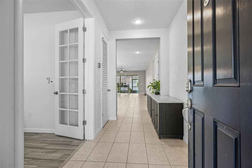 For Rent: $2,400 (3 beds, 2 baths, 2032 Square Feet)