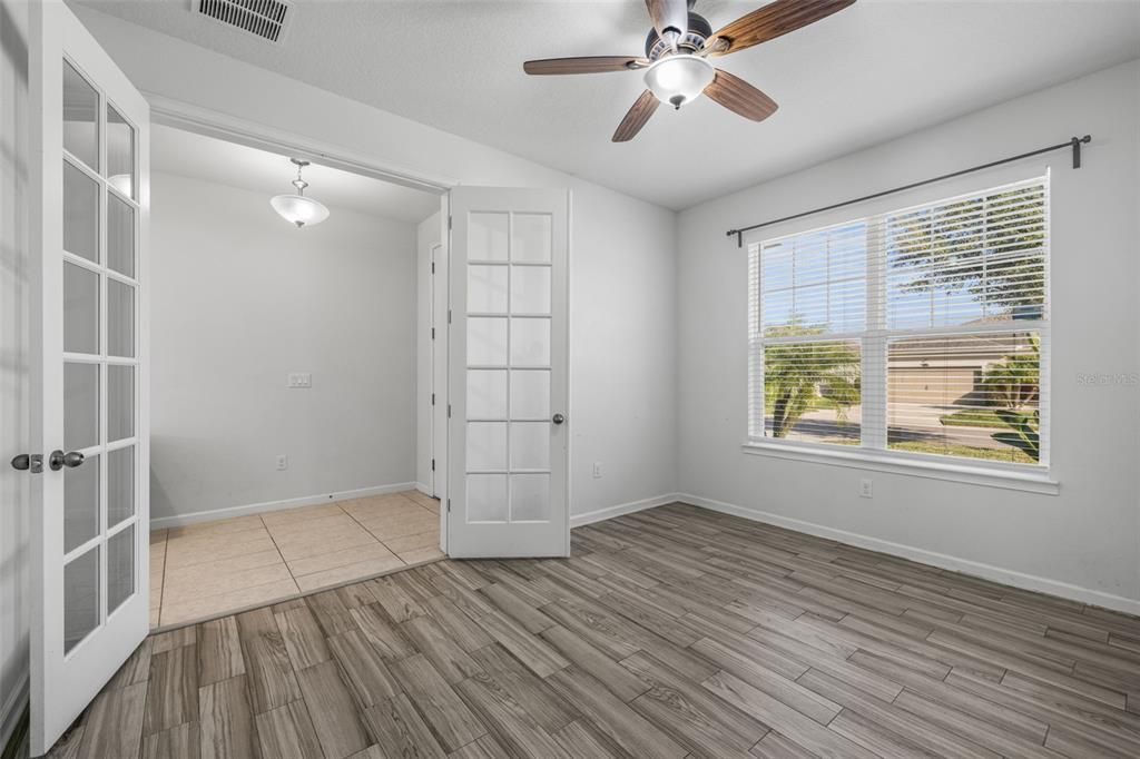 For Rent: $2,400 (3 beds, 2 baths, 2032 Square Feet)