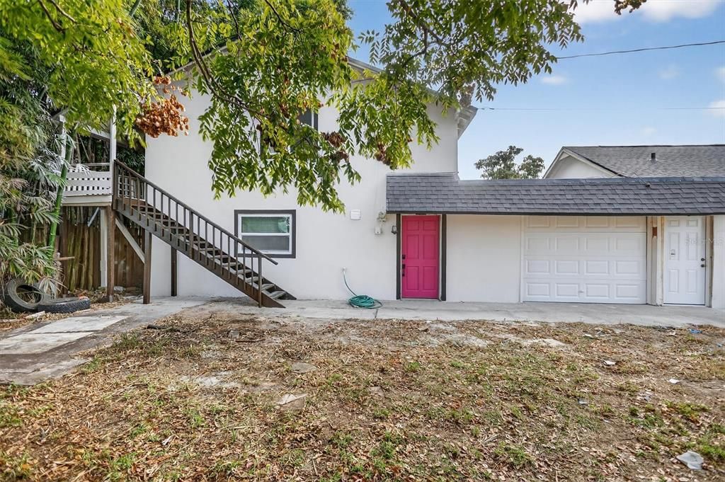 For Sale: $275,000 (5 beds, 0 baths, 2400 Square Feet)