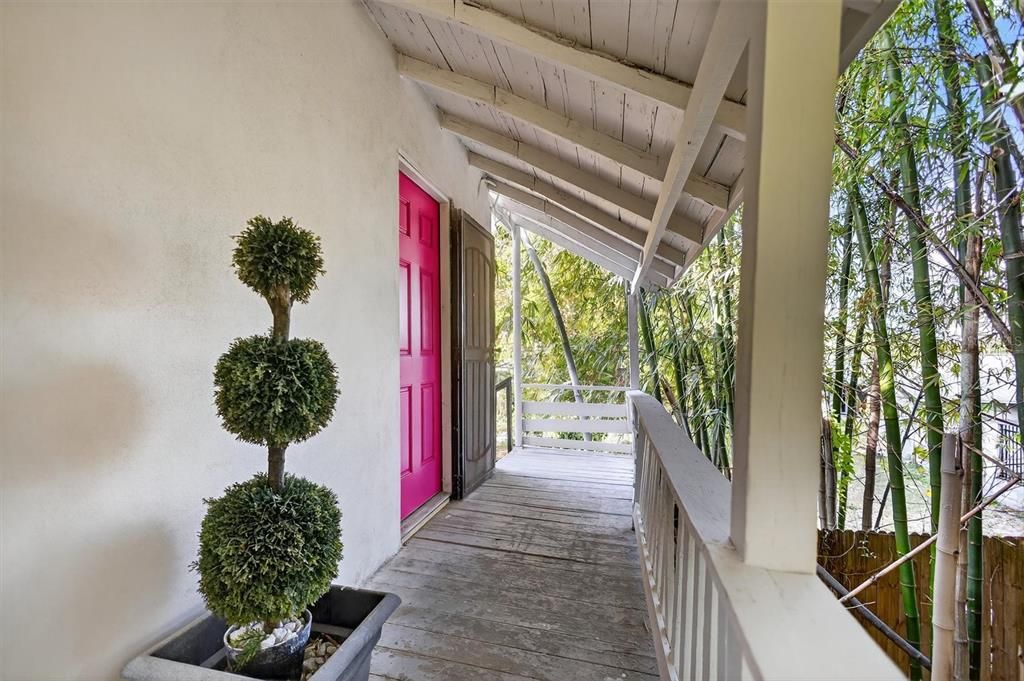 For Sale: $275,000 (5 beds, 0 baths, 2400 Square Feet)