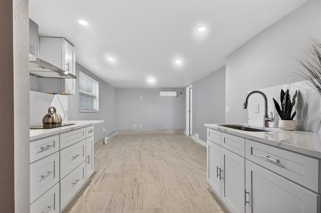 For Sale: $275,000 (5 beds, 0 baths, 2400 Square Feet)