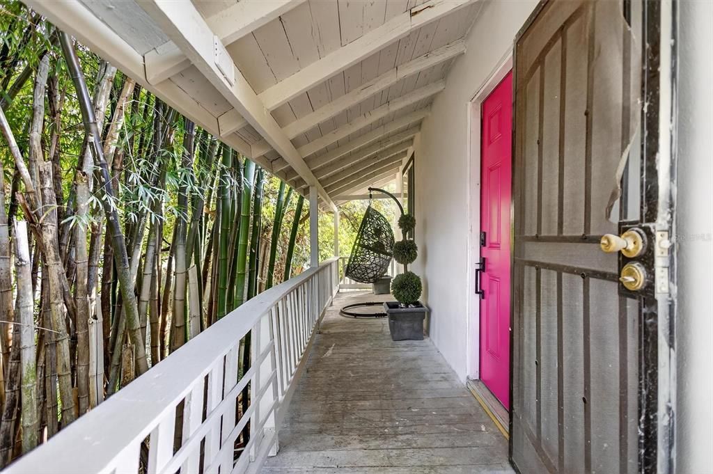 For Sale: $275,000 (5 beds, 0 baths, 2400 Square Feet)