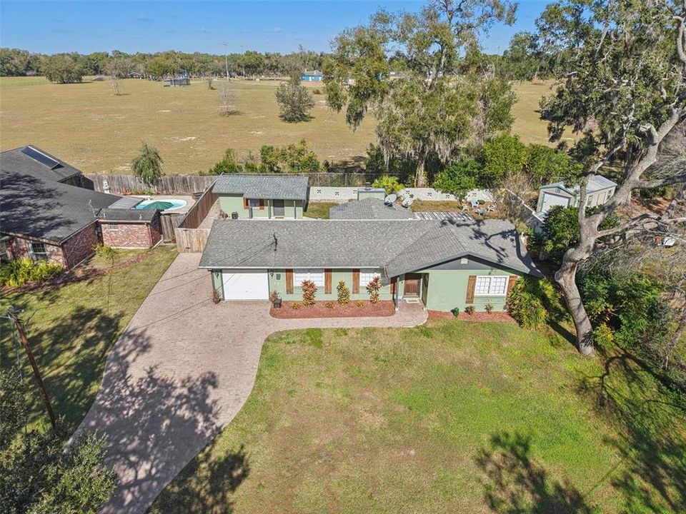 En Venta: $289,000 (3 camas, 2 baños, 1387 Pies cuadrados)