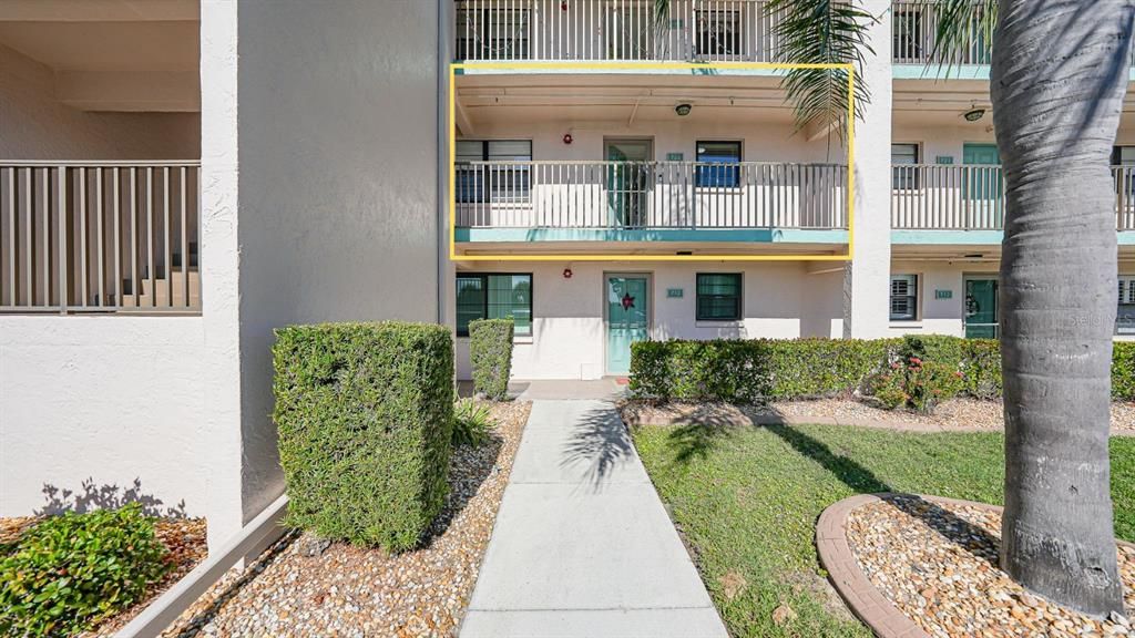 For Sale: $169,399 (2 beds, 2 baths, 1153 Square Feet)