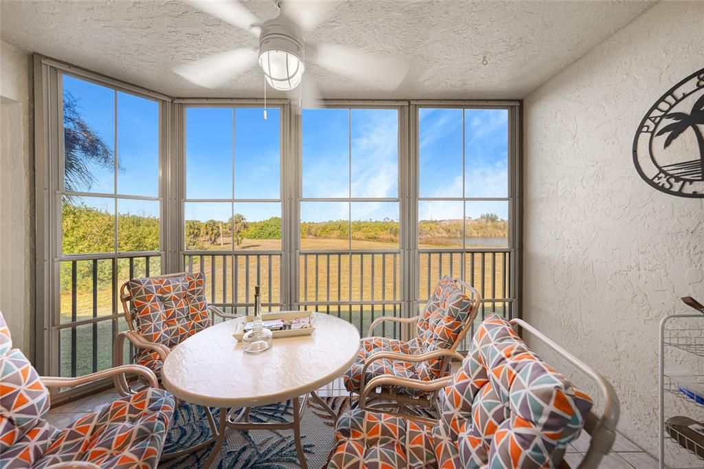 For Sale: $169,399 (2 beds, 2 baths, 1153 Square Feet)