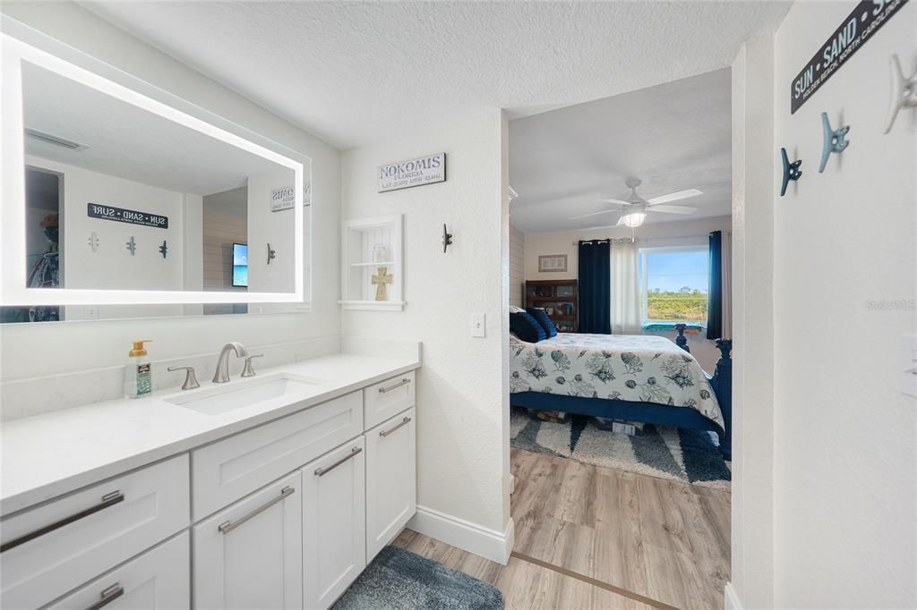 For Sale: $169,399 (2 beds, 2 baths, 1153 Square Feet)