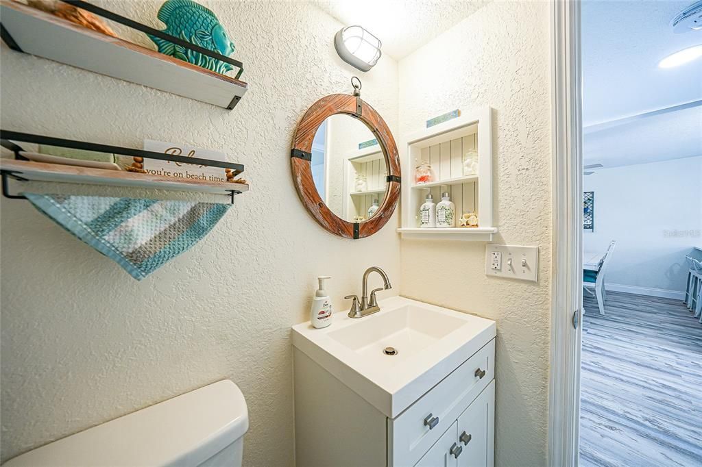 For Sale: $169,399 (2 beds, 2 baths, 1153 Square Feet)