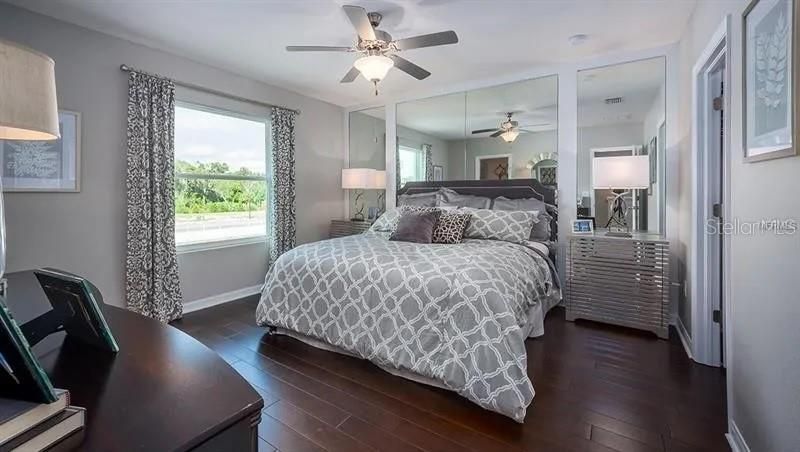 For Rent: $2,300 (3 beds, 2 baths, 1530 Square Feet)