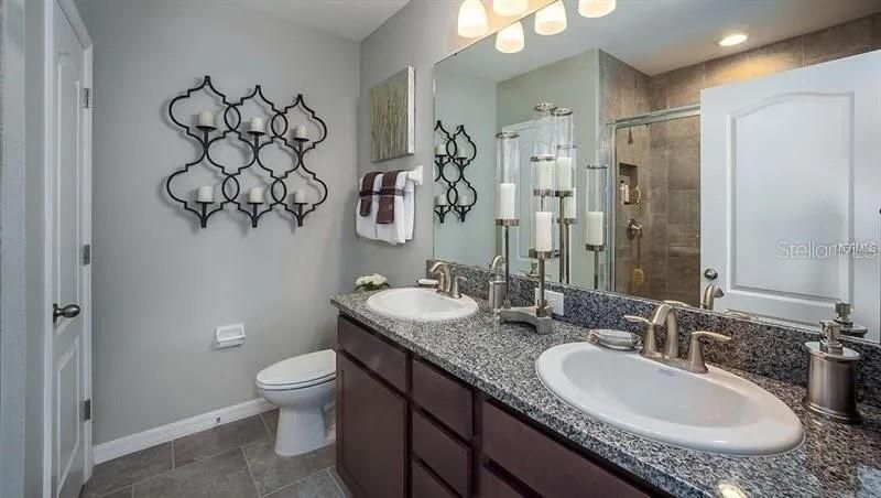 For Rent: $2,300 (3 beds, 2 baths, 1530 Square Feet)