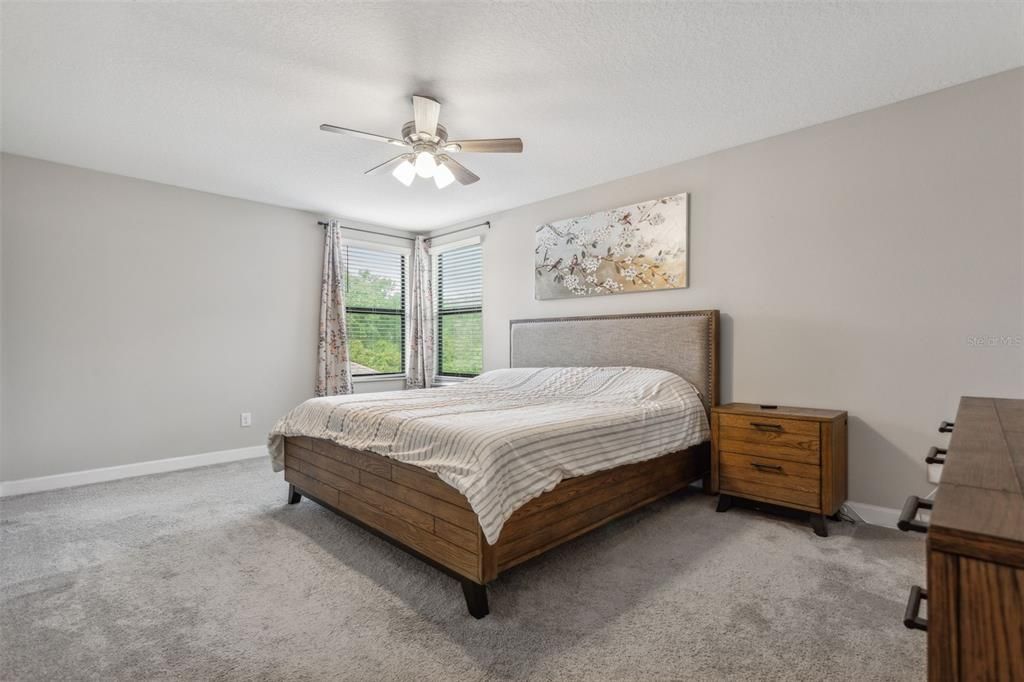 En Venta: $739,900 (5 camas, 3 baños, 3834 Pies cuadrados)