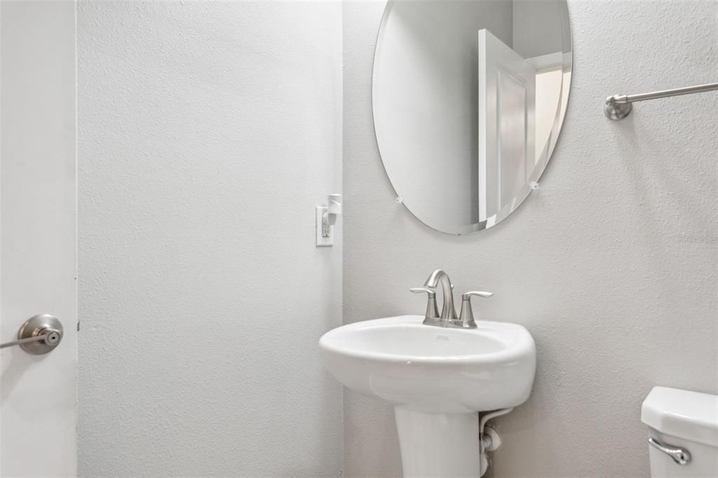 En Venta: $739,900 (5 camas, 3 baños, 3834 Pies cuadrados)