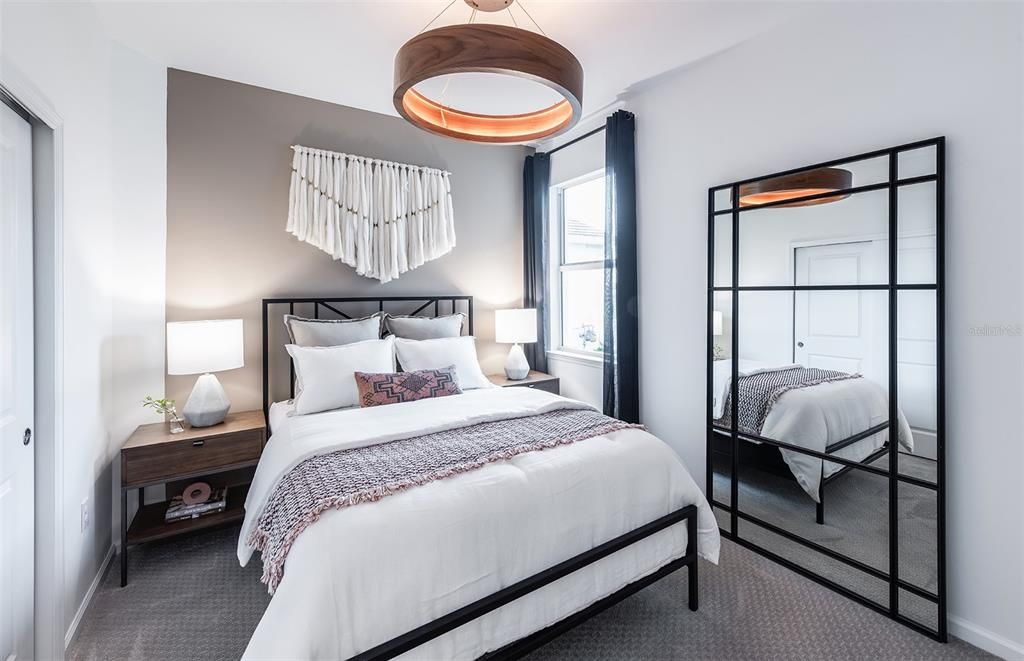 For Sale: $447,885 (2 beds, 2 baths, 1602 Square Feet)