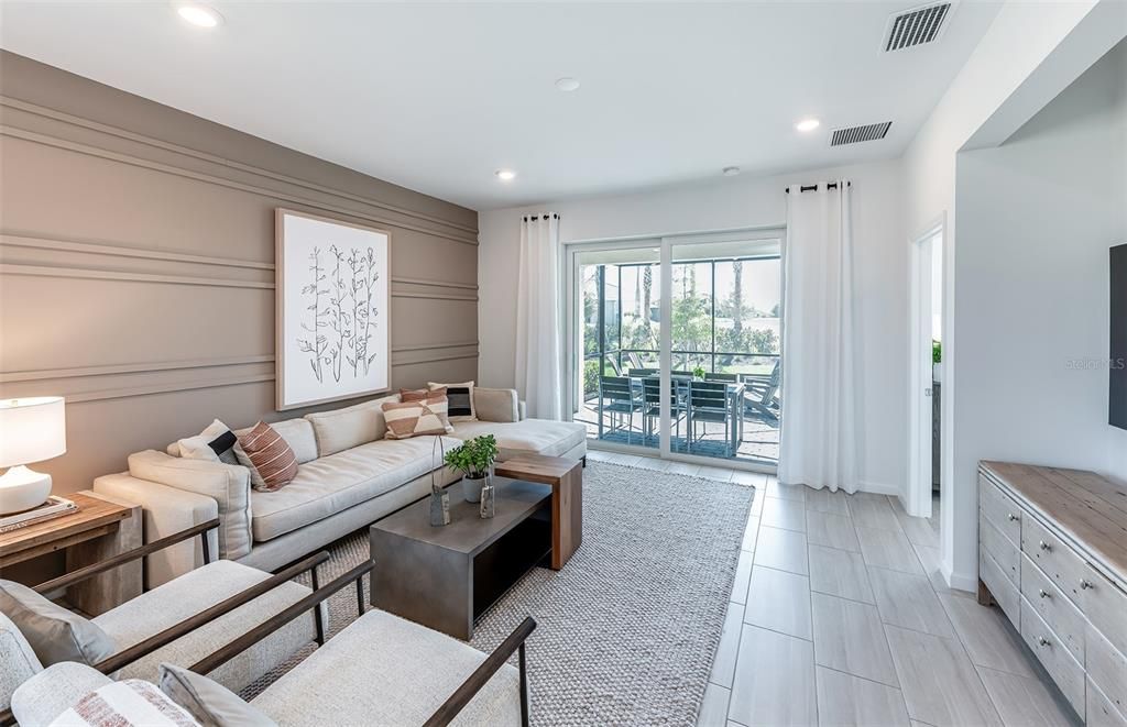 For Sale: $447,885 (2 beds, 2 baths, 1602 Square Feet)