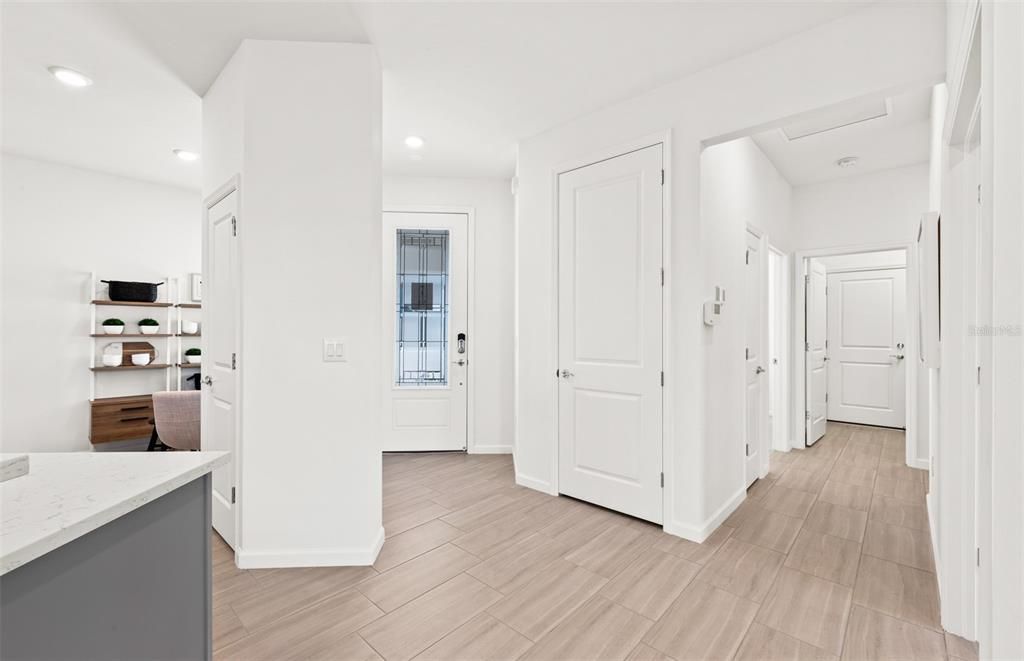 For Sale: $447,885 (2 beds, 2 baths, 1602 Square Feet)