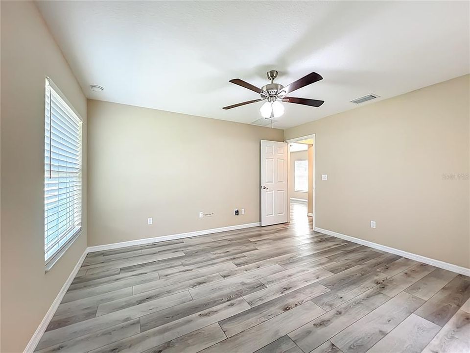 出租: $1,800 (3 贝兹, 2 浴室, 1236 平方英尺)