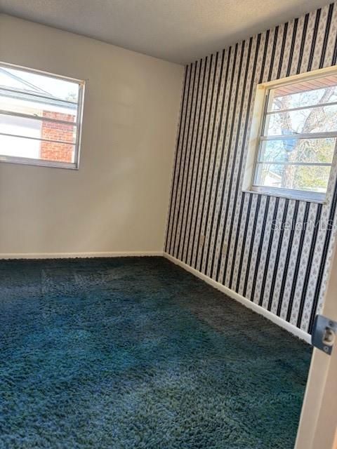 For Sale: $229,000 (4 beds, 3 baths, 1904 Square Feet)