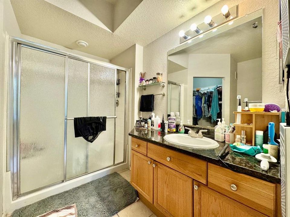 En Venta: $180,000 (2 camas, 2 baños, 1089 Pies cuadrados)