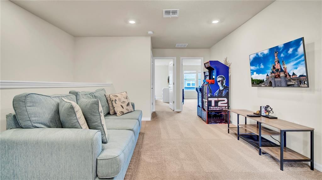 For Sale: $467,990 (5 beds, 4 baths, 2293 Square Feet)