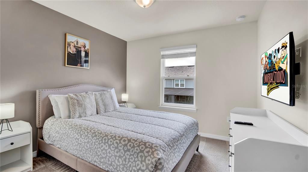 For Sale: $467,990 (5 beds, 4 baths, 2293 Square Feet)