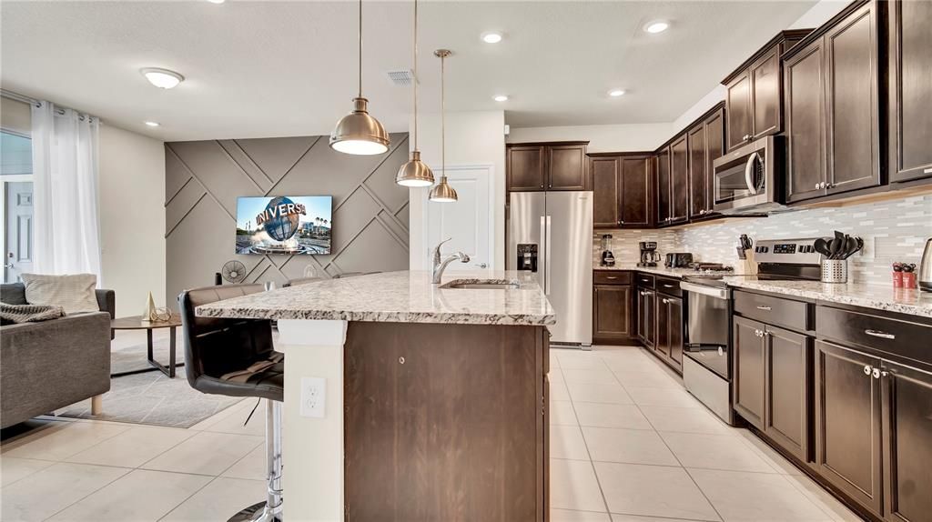 For Sale: $467,990 (5 beds, 4 baths, 2293 Square Feet)