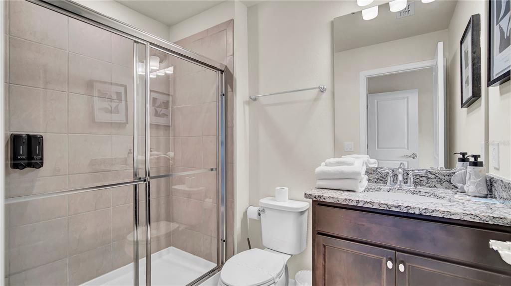 For Sale: $467,990 (5 beds, 4 baths, 2293 Square Feet)