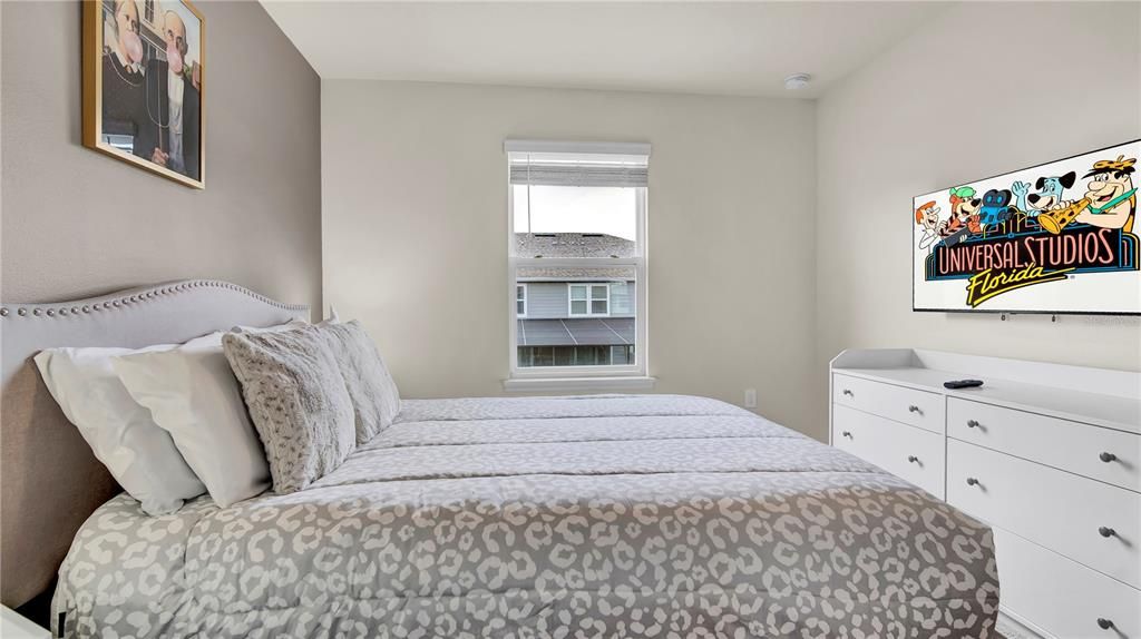 For Sale: $467,990 (5 beds, 4 baths, 2293 Square Feet)