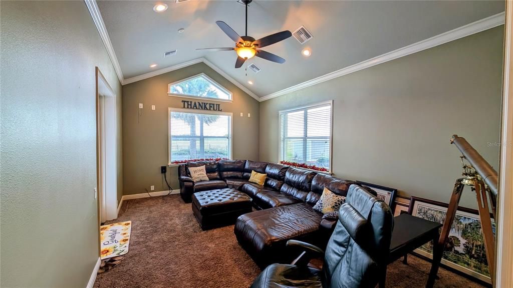 En Venta: $1,750,000 (3 camas, 2 baños, 2990 Pies cuadrados)