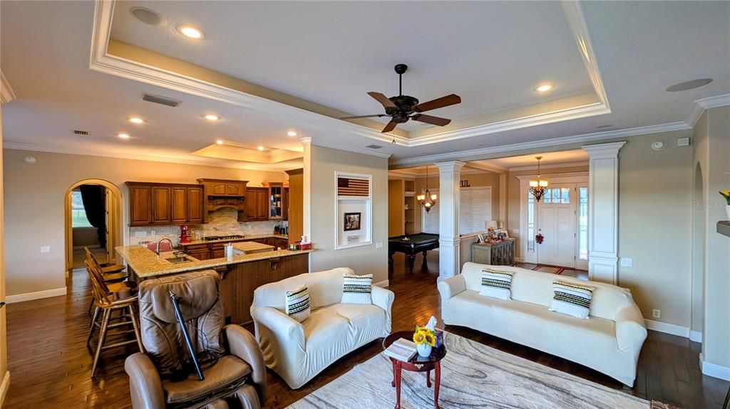 En Venta: $1,750,000 (3 camas, 2 baños, 2990 Pies cuadrados)