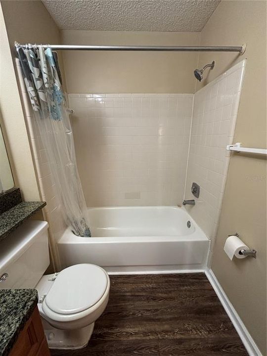 出租: $1,800 (2 贝兹, 2 浴室, 1182 平方英尺)