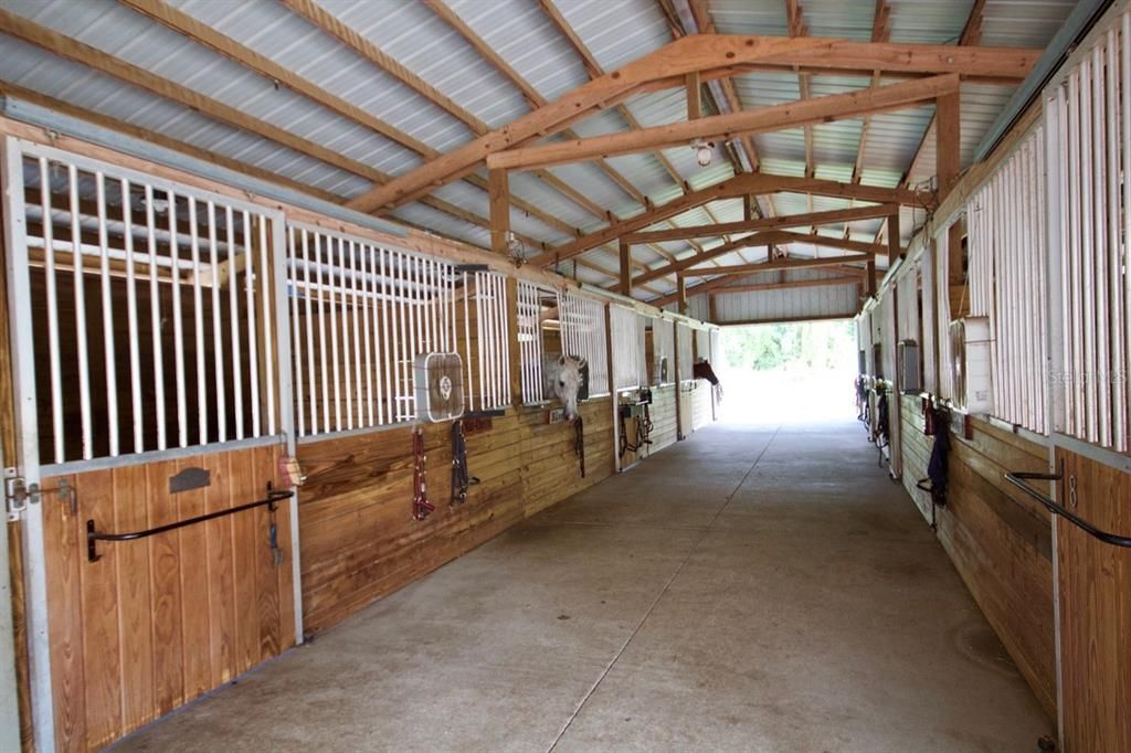 For Sale: $190,000 (2 beds, 2 baths, 1143 Square Feet)