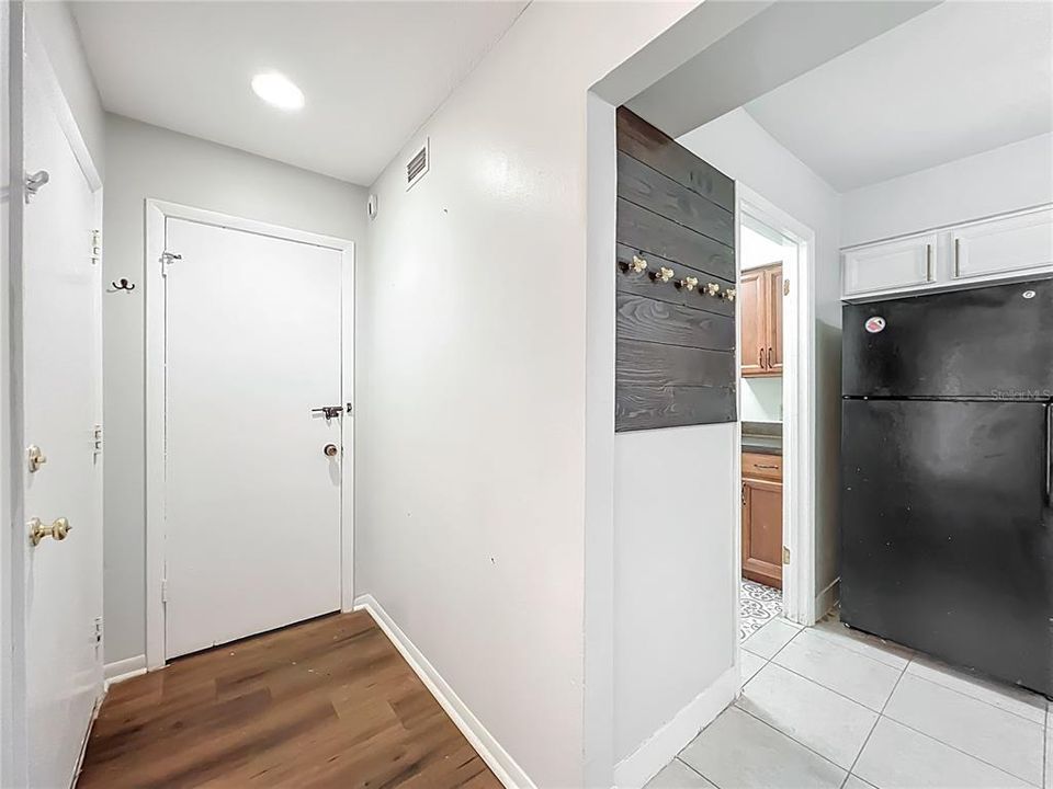 For Sale: $190,000 (2 beds, 2 baths, 1143 Square Feet)