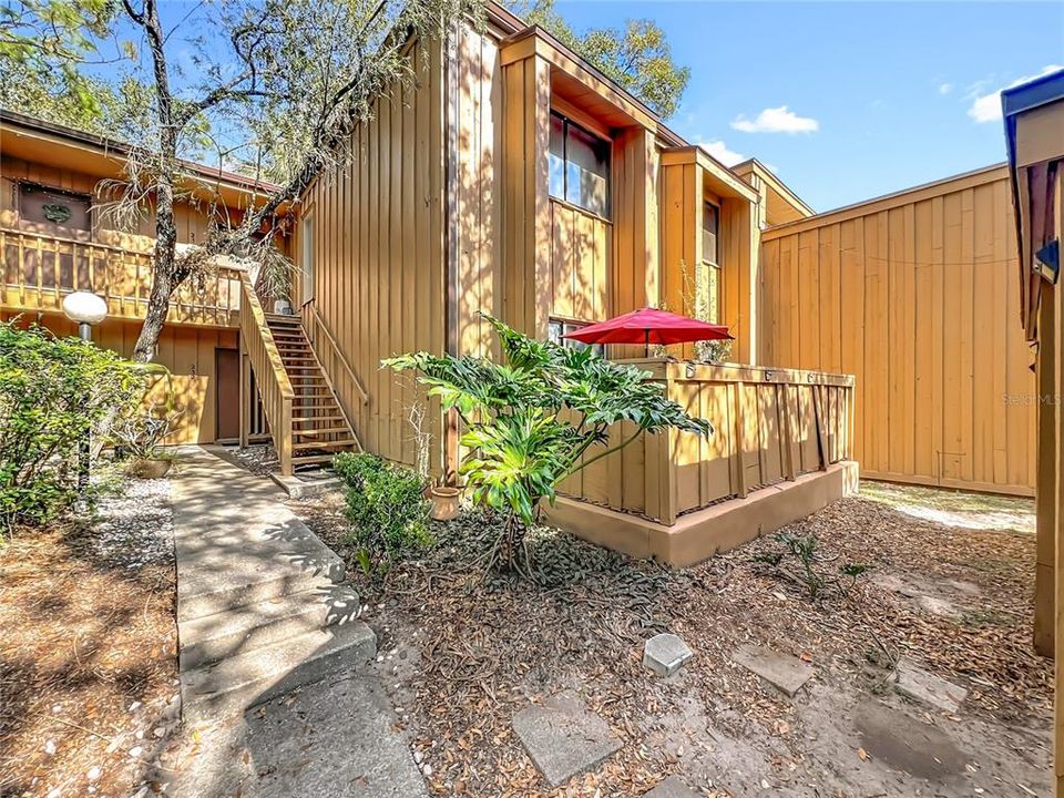 For Sale: $190,000 (2 beds, 2 baths, 1143 Square Feet)