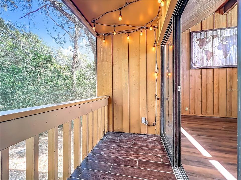 For Sale: $190,000 (2 beds, 2 baths, 1143 Square Feet)