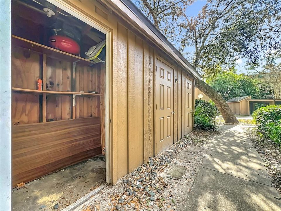 For Sale: $190,000 (2 beds, 2 baths, 1143 Square Feet)