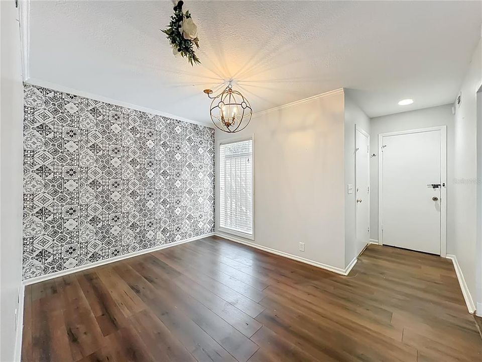 For Sale: $190,000 (2 beds, 2 baths, 1143 Square Feet)