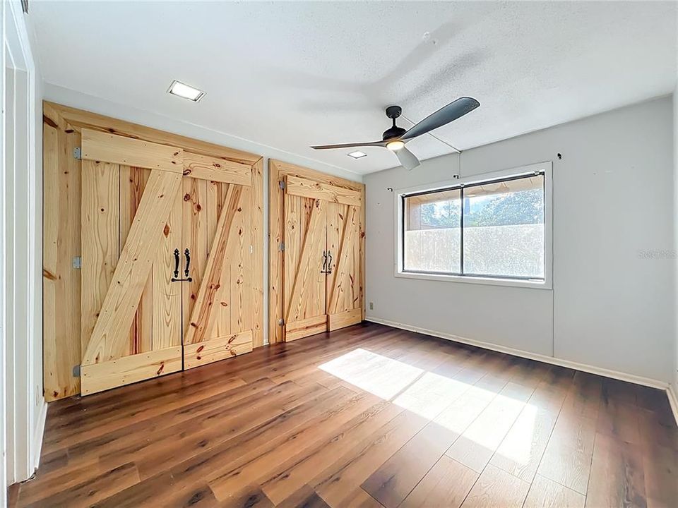 For Sale: $190,000 (2 beds, 2 baths, 1143 Square Feet)