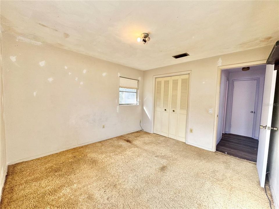 For Sale: $190,000 (3 beds, 1 baths, 1435 Square Feet)