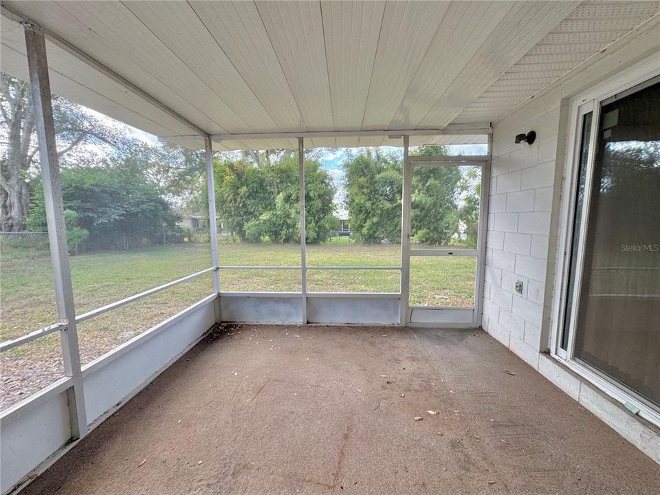 For Sale: $190,000 (3 beds, 1 baths, 1435 Square Feet)